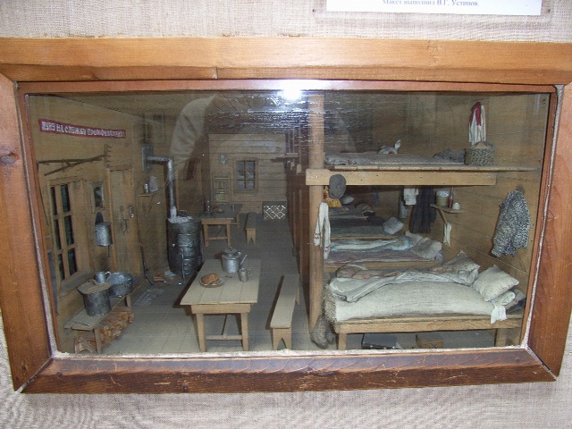 �~�j�`���A