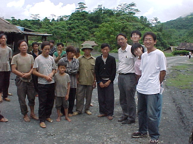 �������̐l�ƃ[�~�����o�[�݂�ȂŋL�O�B�e