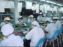 �ׂ����H������������Ă���